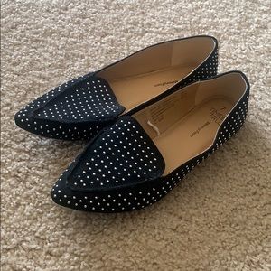 Women’s flats